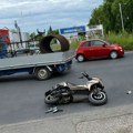 Drama u Zemunu: U nezgodi učestvovali policajac i motociklista, muškarca prevoze u Urgentni centar