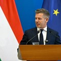 Peter Mađar: Vlada će preispitati finansiranje projekata, uključujući prugu Beograd - Budimpešta