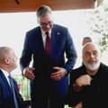 Dok smo pričali o čarterima, deportacijama i Vučiću, u Tivtu se dogodila mnogo važnija stvar
