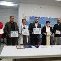 Kabinet ministra Zukorlića obezbijedio savremenu medicinsku opremu za Dom zdravlja u Sjenici