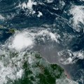 Tropska oluja Frenklin se približava Haitiju i Dominikanskoj Republici, strahu je se od poplava