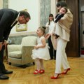 Porodica tražila da Vučić bude kum "Hvala vam što ste nam ukazali čast, imate pozdrave svih dole sa KiM"