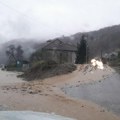 Crna Gora pod vodom: Velike poplave u tri grada, bujice na mostovima, domaćinstva bez struje