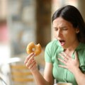 Simptom koji ne sme da se zanemari: Šta znači ako kašljete posle jela?