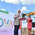 Vesić položio kamen temeljac za izgradnju ritejl parka u Šidu: Investicija vredna 15 miliona evra