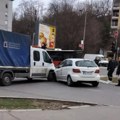 Udes na Čukaričkoj padini, saobraćaj blokiran: Sudarili se vozilo "Vodovda" i putnički automobil