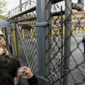 Sukob sa policijom na protestu u Nju Džerziju: Sveštenici blokirali pritvorski centar za ilegalne migrante