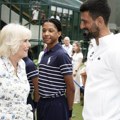 Novak Ðoković ugostio kraljicu Velike Britanije u svom domu: Englezi pročitali sa usana o čemu su pričali