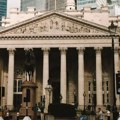 Bank of England srezala kamatne stope