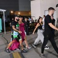 Miljana Kulić došla u pratnji bivšeg cimera, porodice nigde! Nišlijka preuskoj haljini celoj u šljokicama, a tek da vidite šlic…