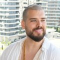 Адам Адактар је урадио више естетских корекција неко све старлете заједно: Ово је списак