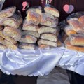 „Pogačijada“ u Ljutovu ponudila posetiocima hiljadu pogača Tajna je ljubav i dobro dizano testo