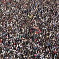 „U piku je bilo 39.000 ljudi“: Da li MUP ponovo umanjuje broj prisutnih na protestima?