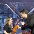 Gest koji je raznežio Sava centar: Miloš Vuksanović poklonio gitaru devojčici iz publike, dvorana eruptirala od emocija (video)…