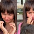 Nataša Pavlović ne može da zaustavi suze! Sin je grli na aerodromu, emotivan prizor raznežio sve