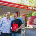 Šestomesečne potrebe „Dečjeg srca“ u gorivu obezbedila LUKOIL SRBIJA