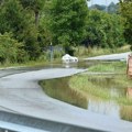 Šteta od poplava na saobraćajnoj infastrukturi između dve i 2,5 mlrd din