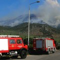 Gori Tasos Vatra zahvatila masline i platane, angažovani helikopteri u gašenju požara
