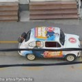 Slađan Rakić parkirao svoje reklamno vozilo na mestu za invalide