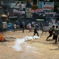 Policija u Bangladešu pucala u demonstrante