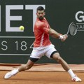 Đoković rutinski sa Fučovičom za četvrtfinale Ženeve
