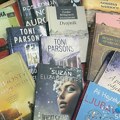 Leto u znaku trilera i ljubavnih romana – biblioteka puna čitalaca svih generacija