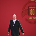 Si, Tramp i Putin - "Mogao bi da zažali..."