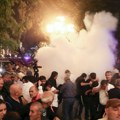 Demonstracije u Jerevanu: Blokirana avenija pored zgrade jermenske vlade (foto)