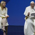 Naklon G7 za papu franju: Poglavar Rimokatoličke crkve prvi put učestvovao na susretu grupe sedam najrazvijenijih