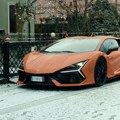 Automobili Lamborghini - hrabrost i dobrota prevazilaze podele (VIDEO)