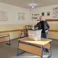 Član Predsedništva Srpske liste Slavko Simić glasao u Leposaviću