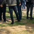 Pokojnika samo što su spustili, nastao tajac: Zbog pesme koju su tamburaši zasvirali, od sahrane nastala internet senzacija…