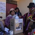 BBC: Bolivija će prvi put u poslednje dve decenije izabrati predsednika koji nije levičar