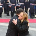 „Počni da razmišljaš o tome“ Pred kamerama se grlili, a iza kulisa je Meloni Zelenskom rekla ono što nije želeo da čuje…