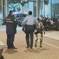 Robot u Makau “priveden” zbog uznemiravanja starije gospođe