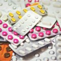 Cene paracetamola u apotekama u Velikoj Britaniji porasle za 30 odsto zbog rata u Iranom