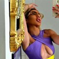 Uf! Jovana Jeremić u nikad luđoj haljini! Voditeljki grudi samo što ne ispadnu: Skroz joj popustile kočnice