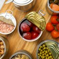Može da naškodi zdravlju: EU zabranjuje BPA u ambalaži za hranu