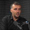 „Pod šatrom patriotski kič, a stranim medijima se hvali da je demontirao srpske institucije na Kosovu“