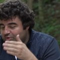 "Kako ja da ostavim ženu, da ostane troje unesrećeno" Naš glumac grad zamenio sa selom pa razvio biznis