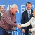 Mirović prisustvovao potpisivanju ugovora za rekonstrukciju i dogradnju fabrike vode u Beočinu