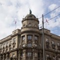 Radnici počeli da se okupljaju, u 14h pridružuju se studentima ispred Vlade Srbije