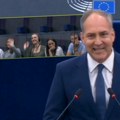 Kako vas nije stid barem zbog srpskih žrtava? Hrvati u EP nazivaju Srbe genocidnim zločincima, a blokaderi foteljaši se…