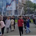 Blokaderi opet maltretiraju Beograđane: Blokirali Slaviju i Nemanjinu, skupilo ih se tek nekoliko desetina!