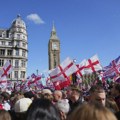 U Londonu održani skupovi desničara i antifašista, devetoro uhapšeno