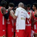 VIDEO Veliki problemi za Zvezdu: Rivero na jednoj nozi napustio Arenu, a Grejem „u čizmi“