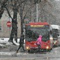 Na četiri linije gradskog prevoza u Beogradu zbog snega izmenjen saobraćaj