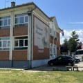 Dojave o bombama u 11 čačanskih škola, ukupno u 16 u Moravičkom okrugu