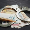 Pohvatani prevaranti koji su se kladili sa parama sa tuđih kartica
