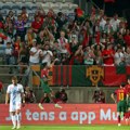 Devetka Portugalaca, Slovaci jure ka EURO, pobeda Velsa